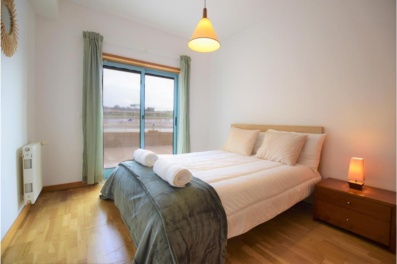 Marina De Albufeira T1 Ate 2 Pax Ou T2 Ate 6 Pax Com Piscina E Vista Marina Apartamento Exterior foto